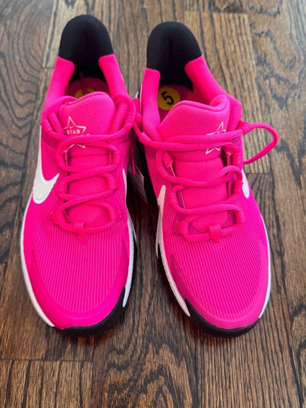 Girls Nike Sneakers